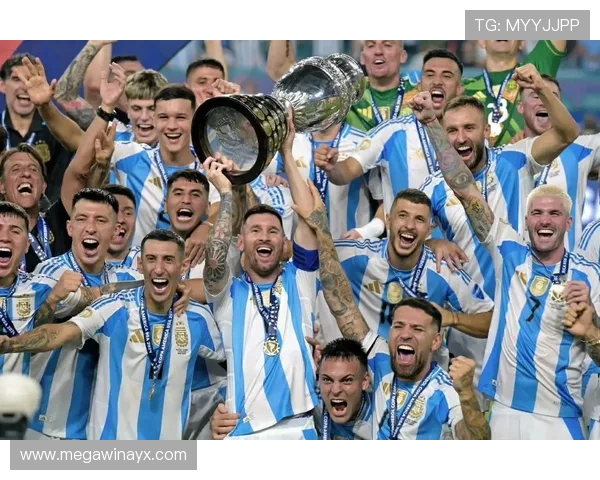 迪马利亚再爆发:阿根廷传奇边锋状态回升引热议