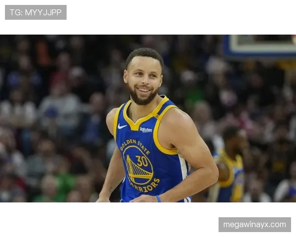 库里赛场上秒变神射，家里竟然是儿童乐园？这反差怕谁受得了！