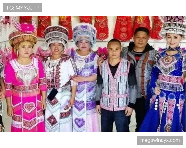 熊朝忠居然在训练场外穿得比明星还扎眼，这日常到底咋回事？