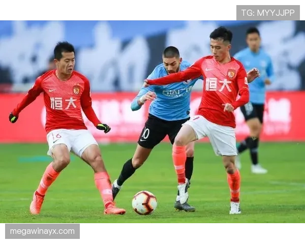 国安战术转型：双翼折损后控球体系承压，反击效率成关键